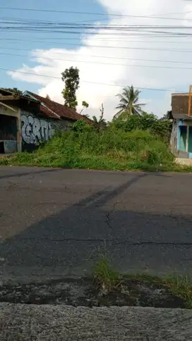 Tanah Pinggir Jalan Kaliurang Sleman