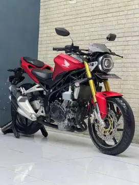 Odo 9rb Istimewa!!Honda CBR 250RR 2019 Full Modif Cb250 Mulus-Mustika
