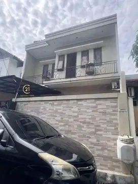 Rumah sudah renovasi Cakep di Bintaro  Jaya Sektor 3