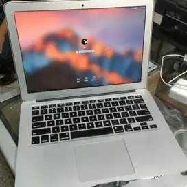 Jual MacBook Air Core i5 Ram 8Gb Ssd 128Gb Super mulus