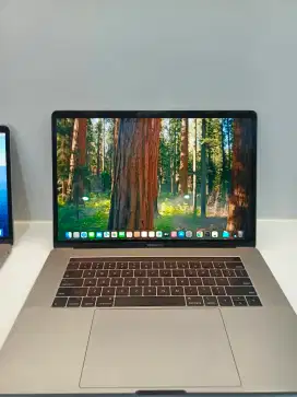 MacBook Pro 2018 16/1TB i7 Grey