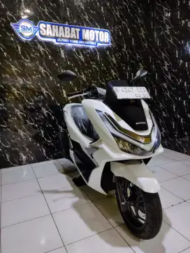 PCX160 NEW TAHUN 2025,gress LIKE NEW ..FREE SERVIS HONDA
