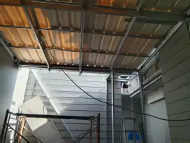 Tukang pasang bajaringan