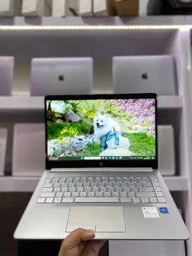 HP 14S-CF2516TU	INTEL CELERON N4020 RAM 4 GB SSD 256GB