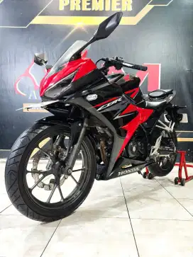 Honda CBR150R FI Facelift Th 2019 merah hitam DP 2jt