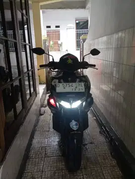 AEROX 2019 MONSTER ENERGY