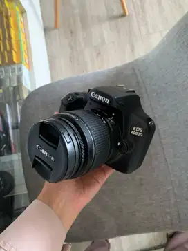 KAMERA CANON 4000D + KIT