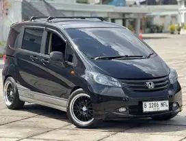 Honda Freed PSD AT 2009