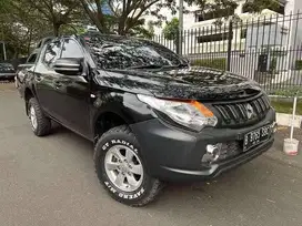 Jual mitsubishi triton dc hdx mt tahun 2021
