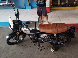 Kawasaki w 175 se