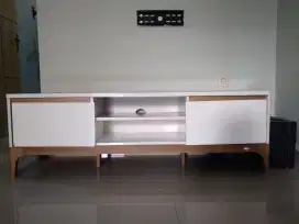 Meja tv kondisi bekas tp masih bagus
