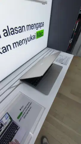 SeGAMPANG ITU Cicil MacBook Air M3 Promo Bunga Mulai 0%