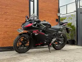 Gsx 2017 km 6000 seperti baru