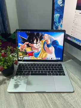 FLASH SALE MACBOOK PRO 2017