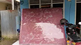Dijual cepat Spring Bed size 200x180