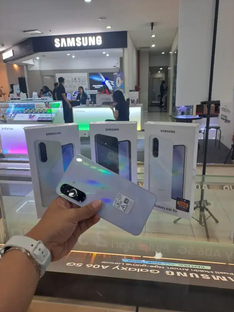 Samsung A36 256gb free adapter