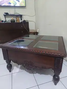 Meja tamu clasic