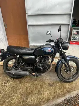 Motor Kawasaki w175
