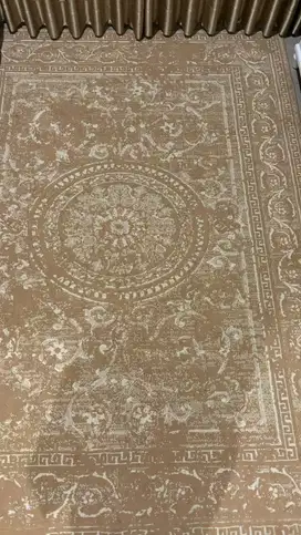 karpet informa 160*200 pemakaian 6 bulan
