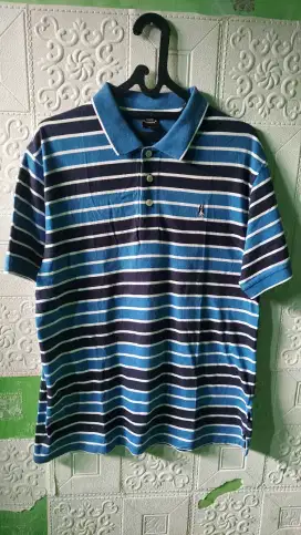 KAOS polo Thrift Sz M dan L Branded