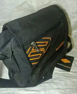 Tas Selempang Blasted