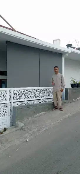 Roller blind indoor dan outdoor /tirai gulung waterproof/tirai kantor