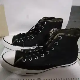 sepatu converse