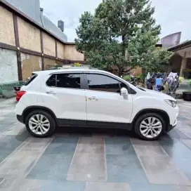 CHEVROLET TRAX BENSIN TAHUN 2017