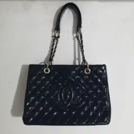 Tas selempang wanita biru tua