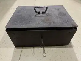 Dijual besi tua box