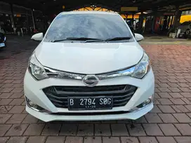 Daihatsu Sigra R AT Putih 2016