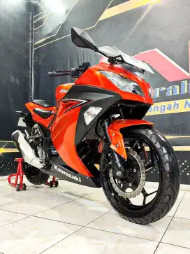 Ninja 250cc reg.2017 km.3rb mulus limited joss. Anugerah motor rungkut