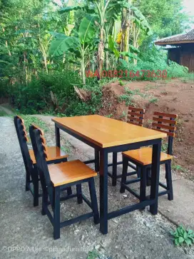 Meja kursi cafe dan makan