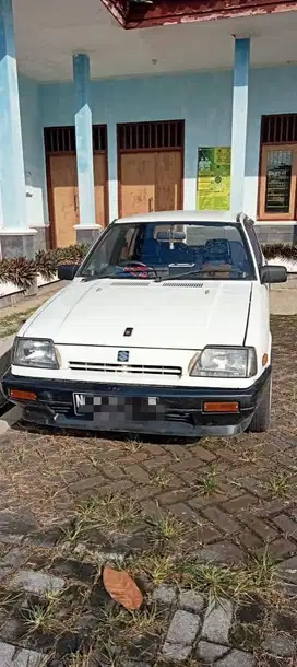 Suzuki Forsa 89 Putih