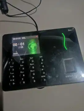 Mesin absensi finger