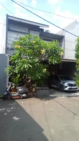 Jual Rumah Tingkat Murah di Komplek Cinere View Limo Depok