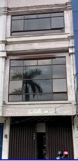 Ruko Rungkut Megah Raya, Listrik : 2200 watt