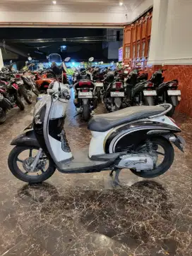 DIJUAL CEPAT HONDA SCOOPY 2011 ORISINIL PAJAK HIDUP