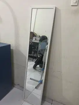 Kaca panjang merek informa