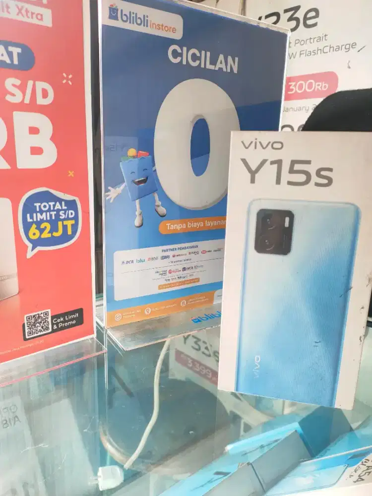 Vivo y15s 3/32 dan 3/64