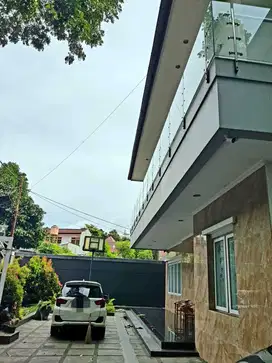 Rumah Setiabudi Bandung Utara Udara Sejuk Swim Pool Kota Bandung