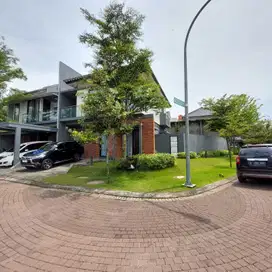 Rumah 2 lantai di Kota Baru Parahyangan, Sejuk dan Asri