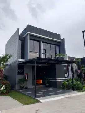 Rumah mewah  4 kamar Lippo Cikarang
