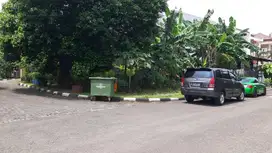 Kavling Grisenda PIK Hoek depan taman