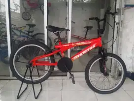 Sepeda anak bmx uk 20