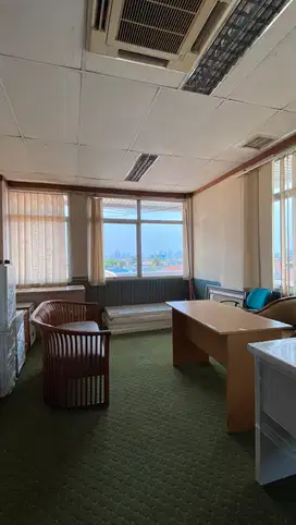 Sewa Kantor Graha Arsa Luas 125 M2 Furnished di Mampang
