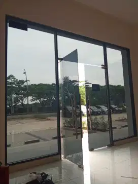 Jasa pemasangan sticker kaca film rumah
