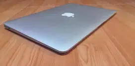 MacBook Air A1466, MD761, Early 2014 (LCD Rusak)