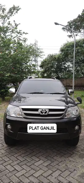 Dijual Murah Fortuner 2007 Hitam 2.7 G AT Pemilik di Jakarta Barat