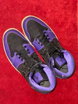 AIR JORDAN 1 (AJ1) RETRO HIGH OG COURT PURPLE